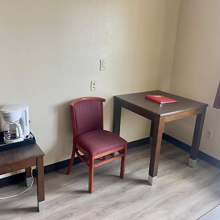 Econo Lodge Inn & Suites Corning Rom bilde