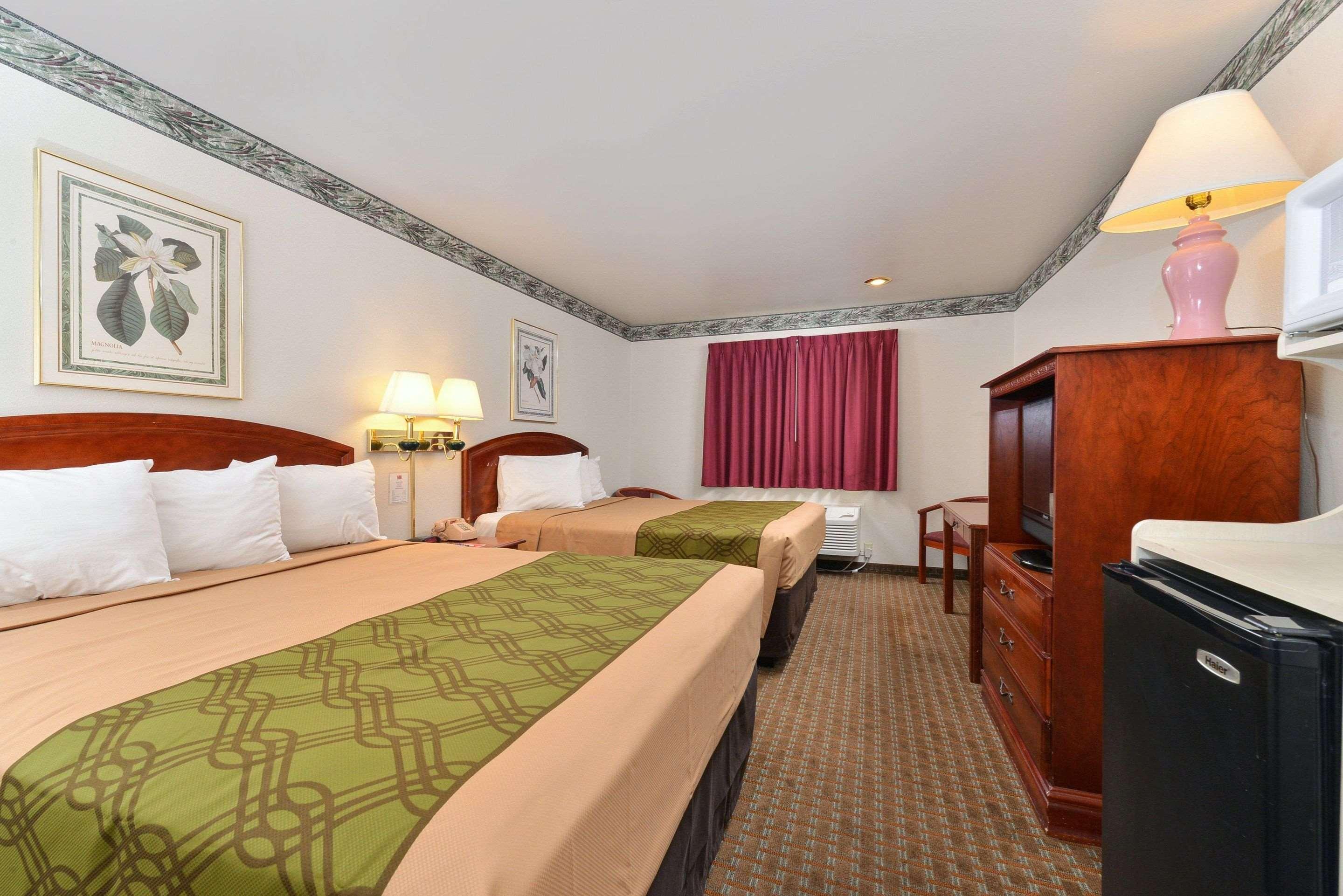 Econo Lodge Inn & Suites Corning Eksteriør bilde