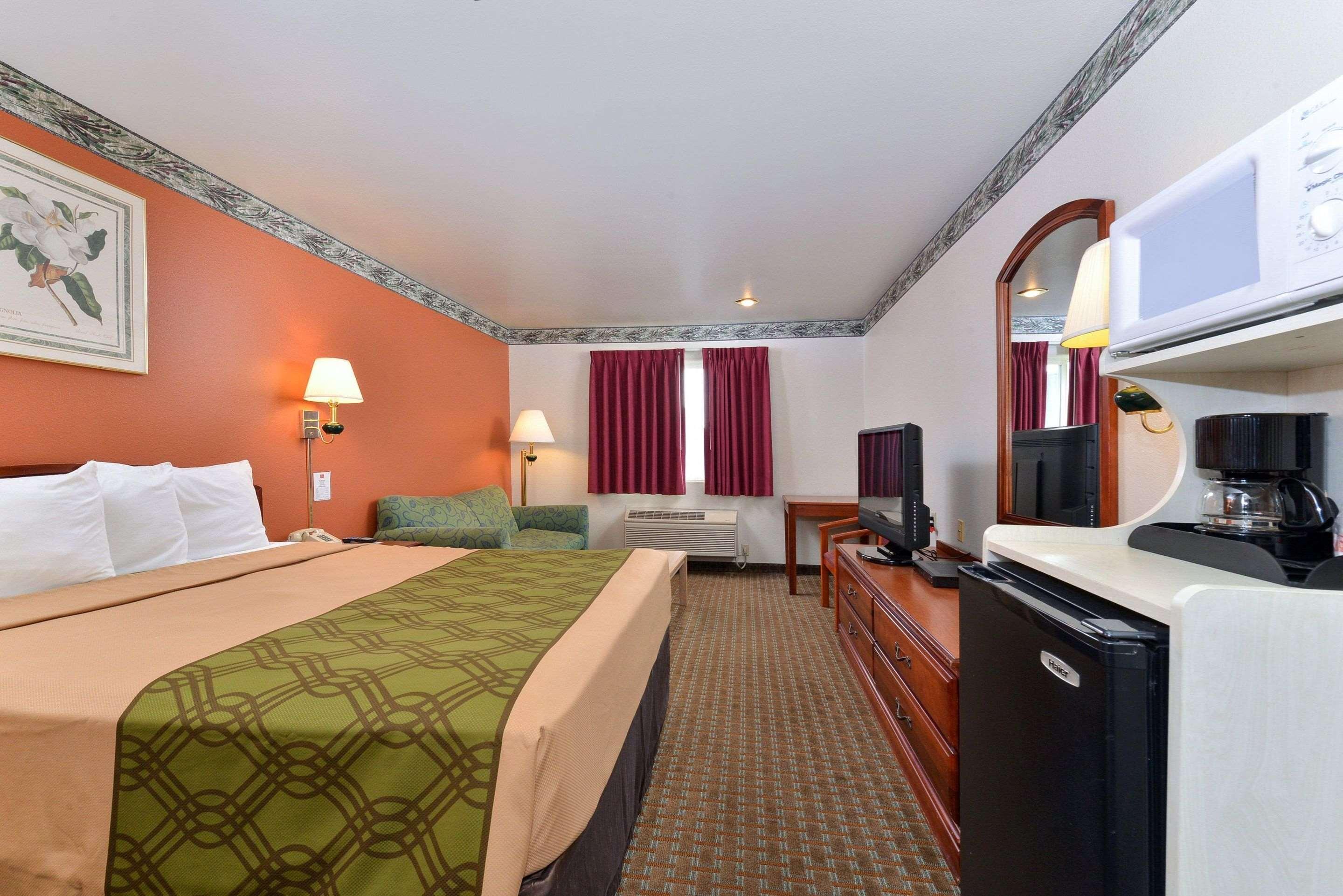 Econo Lodge Inn & Suites Corning Eksteriør bilde