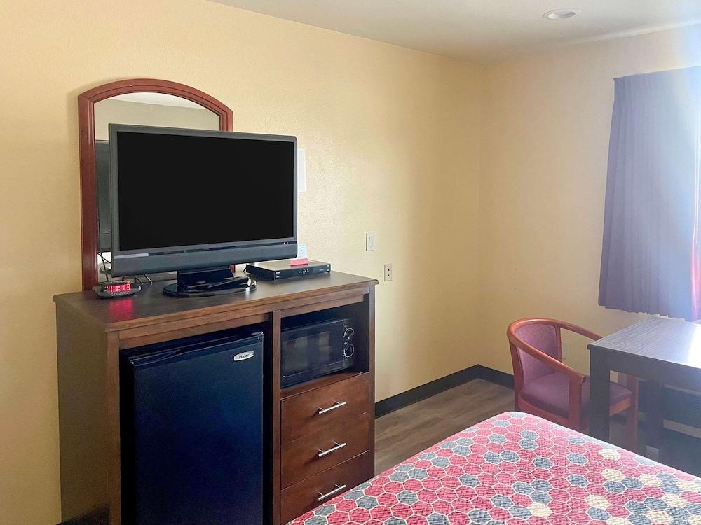Econo Lodge Inn & Suites Corning Eksteriør bilde
